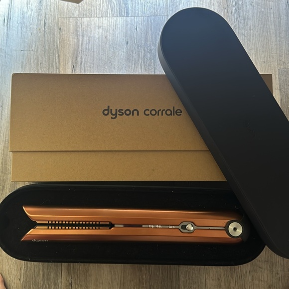Dyson corrale straighter - Picture 1 of 5